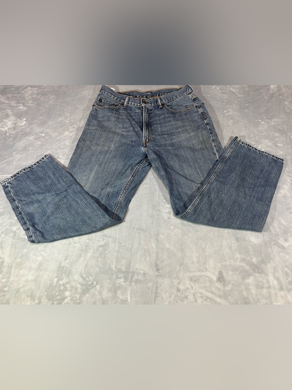 Levi Strauss & Co. 550 Relaxed Fit Men's Blue Denim Jeans Medium Wash Cotton